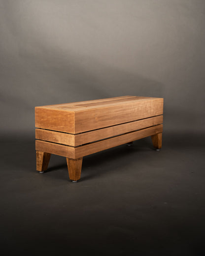 Pekka Bench Designpenkki (12 tlk)