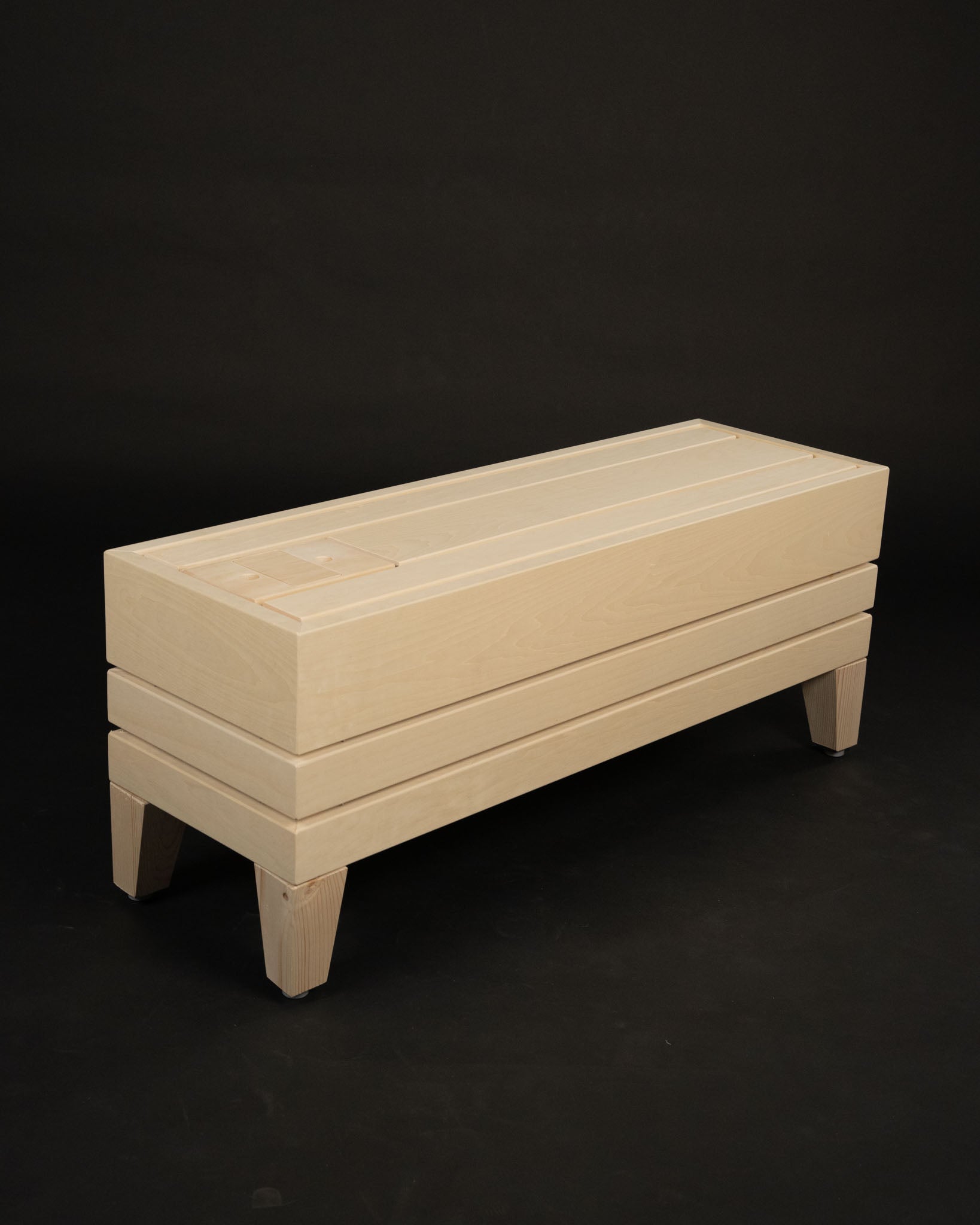 Pekka Bench Designpenkki (12 tlk)